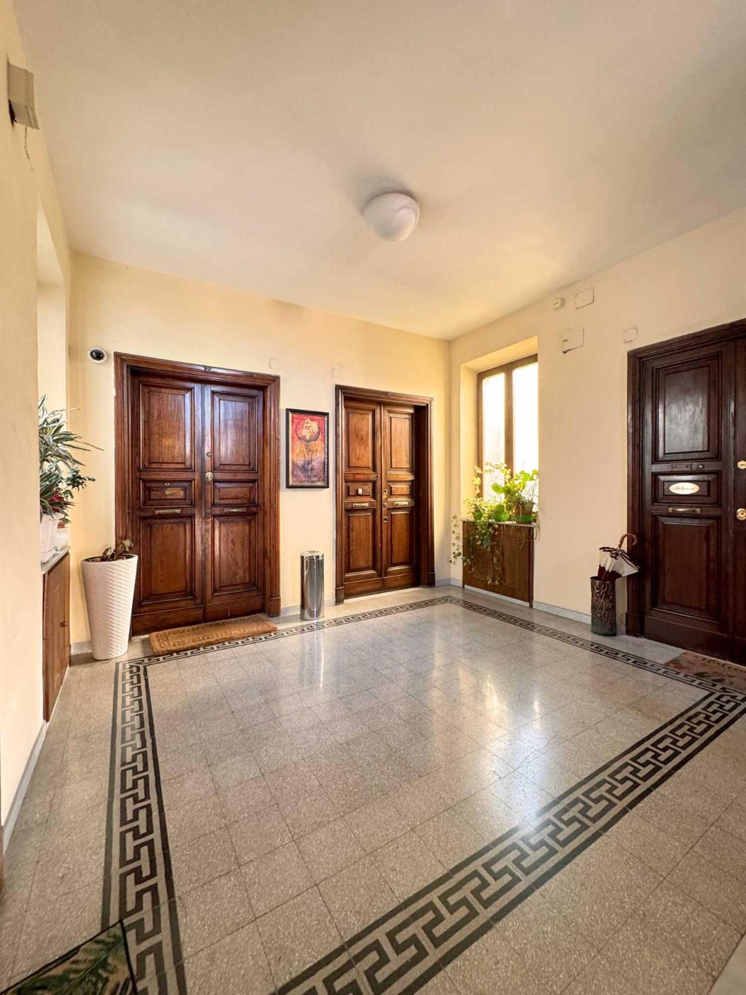 Piramide 2 Bedrooms & 2 Bathrooms Apartment Rom