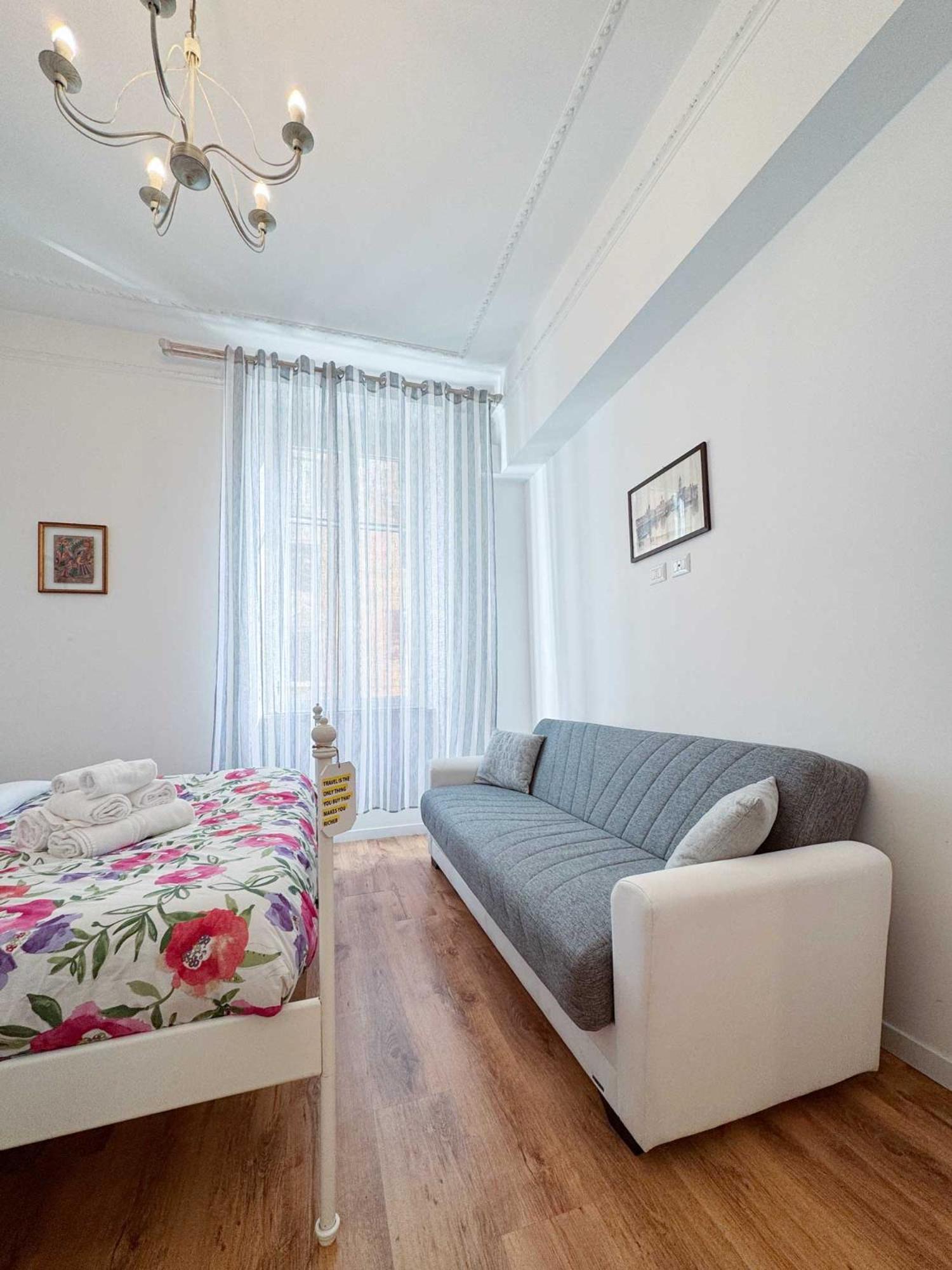 Apartment Piramide 2 Bedrooms & 2 Bathrooms Rom